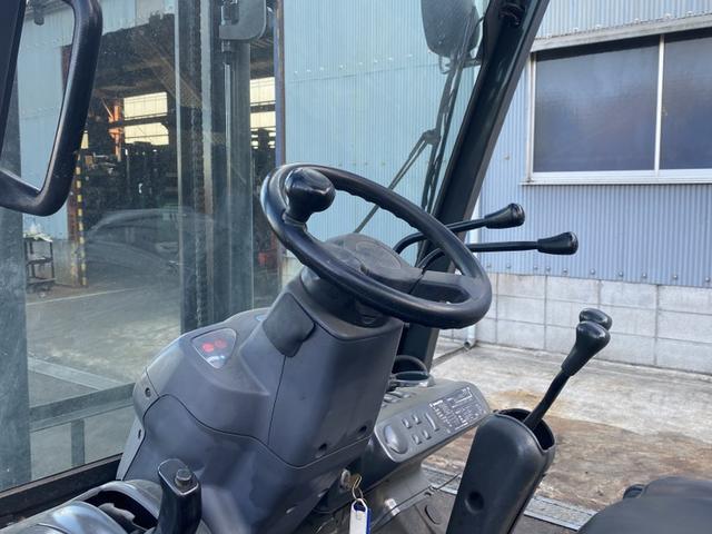 日本 コマツ/1.5t ガソリン車/AT車/8802時間/揚高3.0m/ナンバー取得可能(17113)(5枚目)