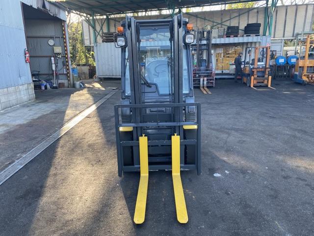 日本 コマツ/1.5t ガソリン車/AT車/8802時間/揚高3.0m/ナンバー取得可能(17113)(9枚目)