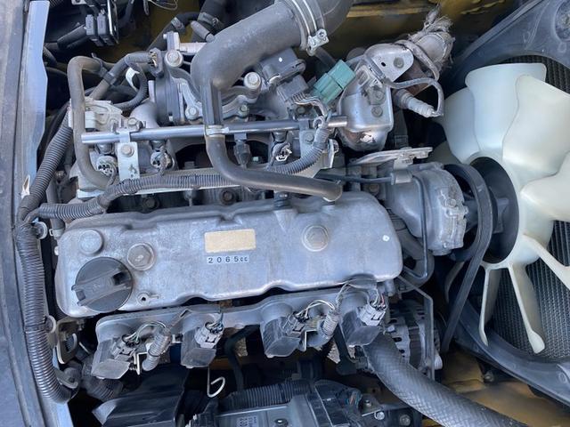 日本 コマツ/1.5t ガソリン車/AT車/8802時間/揚高3.0m/ナンバー取得可能(17113)(10枚目)