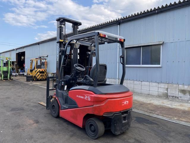 日本 ニチユ/2.5t バッテリー車/7132時間/サイドシフト/揚高4.5m/ナンバー取得可能(17206)(3枚目)