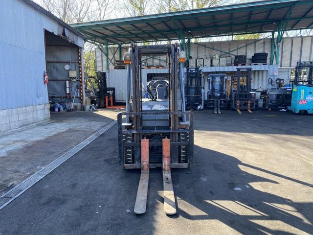 日本 トヨタ/2.0t ディーゼル車/3179時間/揚高3.0m/ナンバー取得可能(17256)(9枚目)