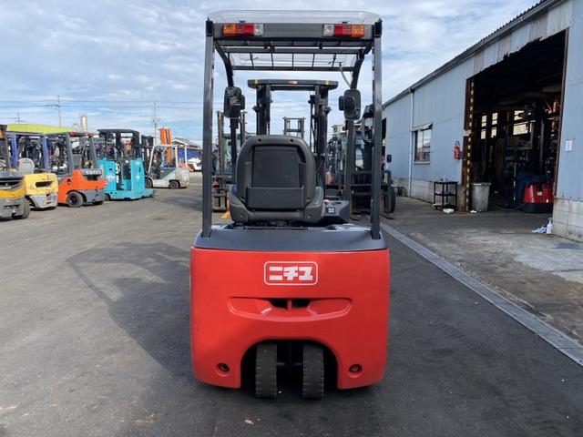 日本 ニチユ/1.5t バッテリー車/6757時間/揚高3.0m/ナンバー取得可能(17417)(7枚目)