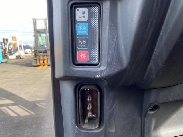 日本 ニチユ/1.5t バッテリー車/6757時間/揚高3.0m/ナンバー取得可能(17417)(11枚目)