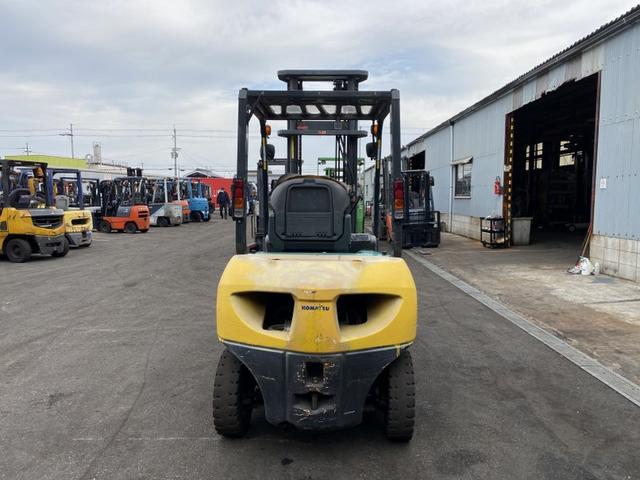 日本 コマツ/2.0t ガソリン車/5166時間/回転フォーク/揚高4.0m/ナンバー取得可能(17353)(7枚目)