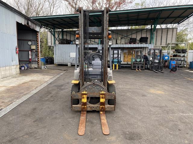 日本 コマツ/2.0t ガソリン車/5166時間/回転フォーク/揚高4.0m/ナンバー取得可能(17353)(9枚目)