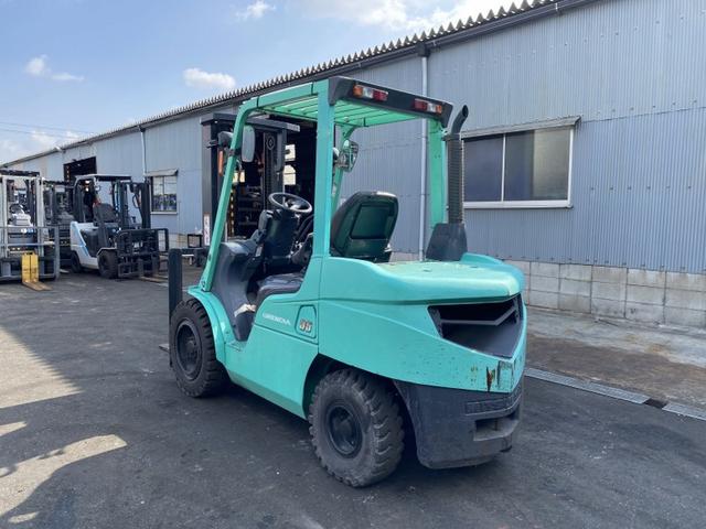 日本 　三菱／３．５ｔ　ディーゼル車／７４８７時間／揚高３．０ｍ／ナンバー取得可能（１７３６２）（3枚目）