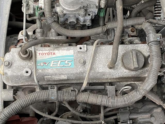 日本 　トヨタ／１．５ｔ　ガソリン車／８２０６時間／揚高３．０ｍ／ナンバー取得可能（１７１７３）（10枚目）