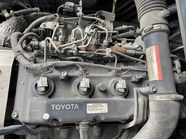 日本 トヨタ/3.5t ディーゼル車/7783時間/揚高4.0m/フォークシフト/ヒンジ/ナンバー取得可能(17458)(10枚目)