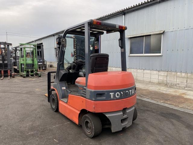 日本 トヨタ/2.5t バッテリー車/3955時間/揚高3.0m/ナンバー取得可能(17181)(3枚目)