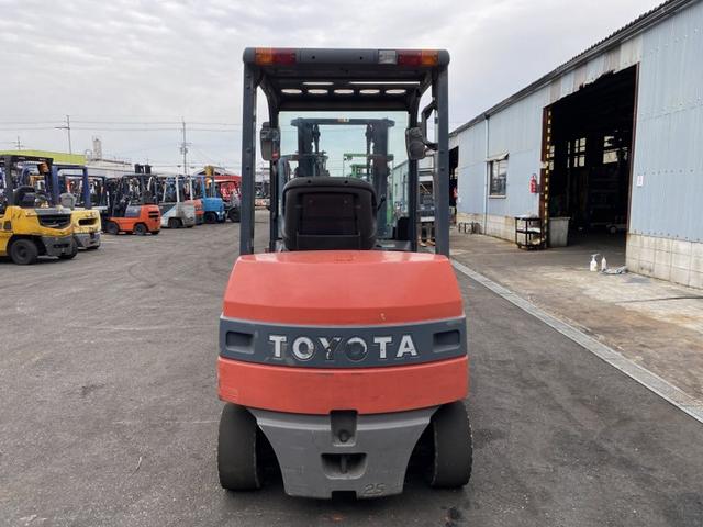 日本 トヨタ/2.5t バッテリー車/3955時間/揚高3.0m/ナンバー取得可能(17181)(7枚目)