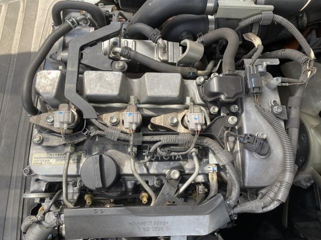 日本 　トヨタ／３．０ｔ　ディーゼル車／２４８時間／サイドシフト／揚高３．０ｍ／ナンバー取得可能（１６９２９）（10枚目）