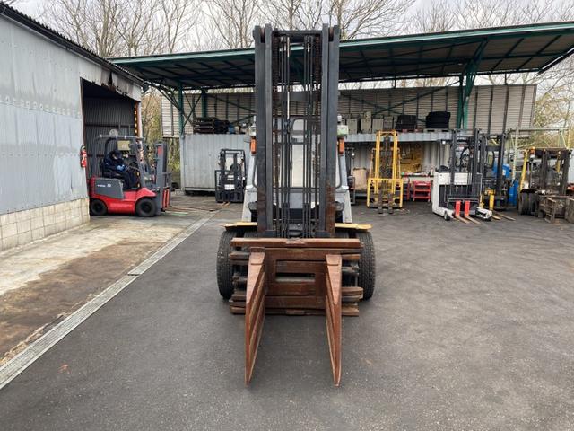 日本 TCM/4.5t ディーゼル車/7971時間/揚高4.5m/ベールクランプ/ダブルタイヤ/ナンバー取得可能(17639)(8枚目)