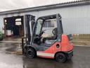 日本 　トヨタ／２．５ｔ　ガソリン車／ＡＴ車／７５８５時間／サイドシフト／揚高３．５ｍ／ナンバー取得可能（１５９１８）（4枚目）