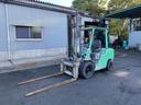 日本 　三菱／３．５ｔ　ディーゼル車／８７１３時間／揚高４．０ｍ／ナンバー取得可能（１６６６０）（3枚目）
