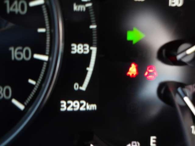 ＣＸ－５ ２．２　ＸＤ　エクスクルーシブ　モード　ディーゼルターボ　４　当社デモカー／ＡＷＤ／禁煙車／ＢＯＳＥサウンド／安全装備／ナビ／フルセグＴＶ／３６０°モニター／レーダークルーズ／カープレイ／レザーシート／シートヒーター＆ベンチレーション／ＢＳＭ／ＬＥＤ／純正アルミ（16枚目）