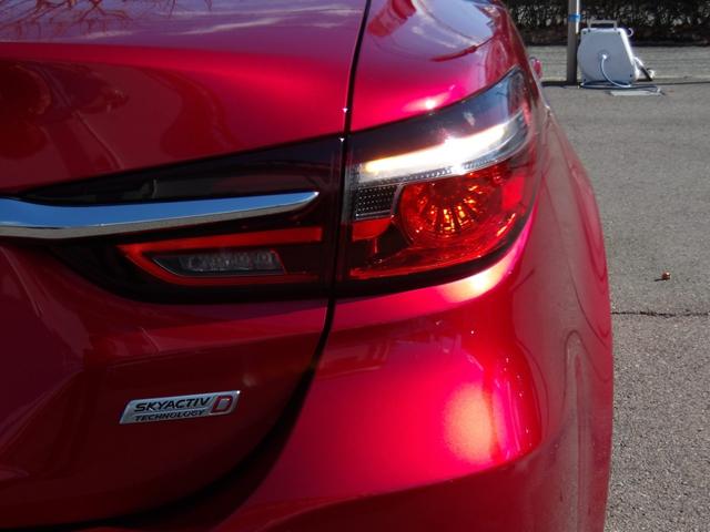 アテンザセダン ＸＤ　Ｌパッケージ　ホワイトレザーシート／ＢＯＳＥサウンド／ナビ／フルセグＴＶ／３６０°モニター／レーダークルーズ／ＣＤ／ＤＶＤ／ブルートゥ―ス／シートヒーター／シートベンチレーション／アダプティブＬＥＤ／ＢＳＭ／ＥＴＣ（57枚目）