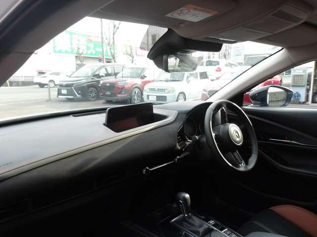 CX-30 2.0 20S レトロ スポーツ エディション 当社デモカー/禁煙車/BOSEサウンド/安全装(4枚目)