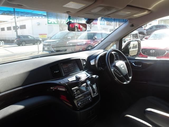 エルグランド 250ハイウェイスターアーバンクロム 2.5 250ハイウェイスター アーバンクロム 当社下取り/ワンオーナー/両側電動スライドドア/ナビ/フルセグTV/360°アラウンドビュー/CD/ドラレコ/ニッサン純正225/55R18インチアルミ(3枚目)