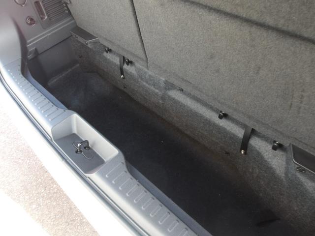 エルグランド 250ハイウェイスターアーバンクロム 2.5 250ハイウェイスター アーバンクロム 当社下取り/ワンオーナー/両側電動スライドドア/ナビ/フルセグTV/360°アラウンドビュー/CD/ドラレコ/ニッサン純正225/55R18インチアルミ(41枚目)