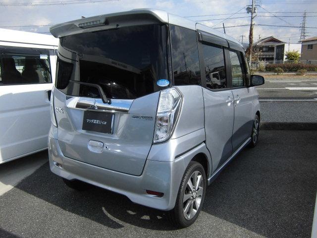 660 カスタム T eアシスト 4WD 衝突被害軽減ブレーキ 両側電動スライドドア HID オートライト メモリーナビ フルセグTV バックカメラ ETC スマートキー&プッシュスタート 横滑り防止 純正アルミ(2枚目)
