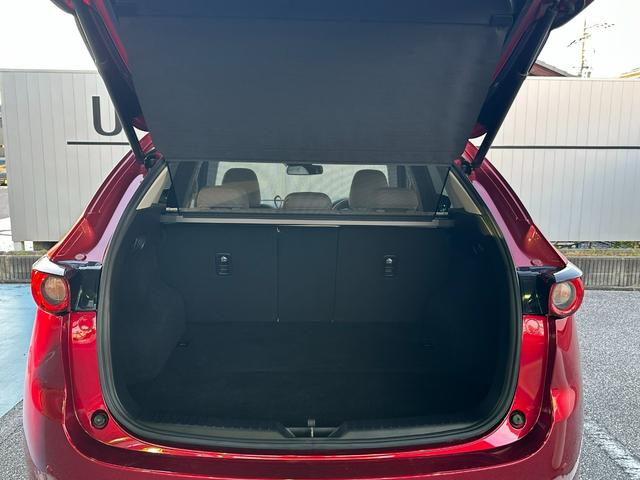 ＣＸ－５ ２．２　ＸＤ　Ｌパッケージ　ディーゼルターボ　弊社下取り　ＥＴＣ車載器　白革シート　電動シート　電動リアゲート　シートヒーター　アダプティブＬＥＤヘッドライト　レーダークルーズコントロール（42枚目）