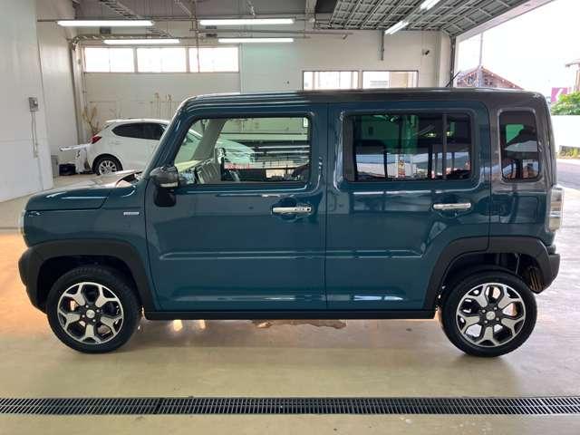 軽ＳＵＶで人気のフレアクロスオーバー。室内デザインもお洒落なのが人気。アウトドア派にもおススメの車です。