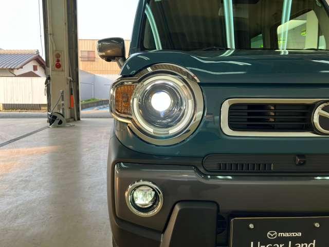 【ハイビームコントロール】夜間の視界確保も安心！対象物を感知しハイ／ロー　の切り替えを自動で行います。