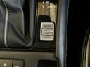 【ドライブセレクションスイッチ】　このスイッチを入れることで、自動的に低いギアに設定。扱いやすい駆動力を予め確保することで、アクセル操作のレスポンスが高まります。