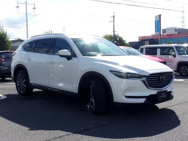 【アダプティブＬＥＤヘッドライト】夜間走行時に先行車や対向車の状況をクルマが判断。ヘッドランプの照射範囲や明るさを自動的に変化させます。