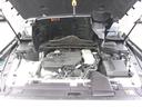 メンテナンスの行き届いた綺麗なエンジンです。お車への愛情が伺えますね。　走行距離もまだまだ少ないので、これから先も長くお乗り頂けますよ☆