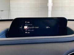 電動リフトゲートで開閉楽々。開閉の上限設定もできますので、低い立体駐車場などでも便利です。 5