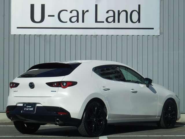 ＭＡＺＤＡ３ファストバック １．５　１５Ｓ　ブラックトーンエディション　マツダ認定プレミアム　社用車ＵＰ　３６０°ビ（2枚目）