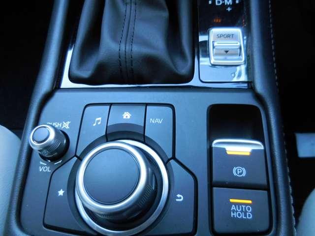 ＣＸ－３ １．５　１５Ｓ　アーバン　ドレッサー　マツダ認定Ｕ－ｃａｒ　３６０°ビューモニター　２カメラドライブレコーダー　シート＆ステアリングヒーター　レーダークルーズコントロール　アクティブドライビングディスプレイ　アダプティブＬＥＤヘッドライト（16枚目）