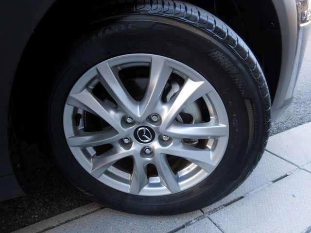 ＣＸ－３ １．５　１５Ｓ　アーバン　ドレッサー　マツダ認定Ｕ－ｃａｒ　３６０°ビューモニター　２カメラドライブレコーダー　シート＆ステアリングヒーター　レーダークルーズコントロール　アクティブドライビングディスプレイ　アダプティブＬＥＤヘッドライト（20枚目）