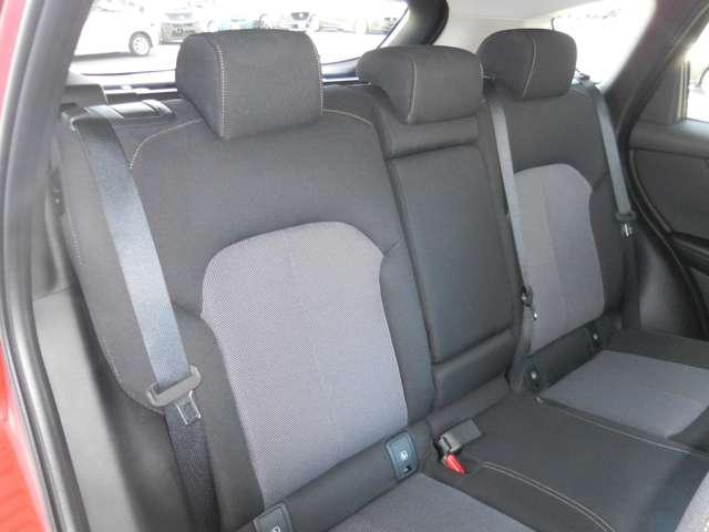 ＣＸ－６０ ３．３　ＸＤ　ＳＰ　ディーゼルターボ　マツダ認定プレミアム　試乗車ＵＰ　３６０°シースルービューモニター　ＡｐｐｌｅＣａｒＰｌａｙ無線　Ｑｉワイヤレス充電　クルージングトラフィックサポート　ドライバーモニタリング　運転席パワーシート（18枚目）