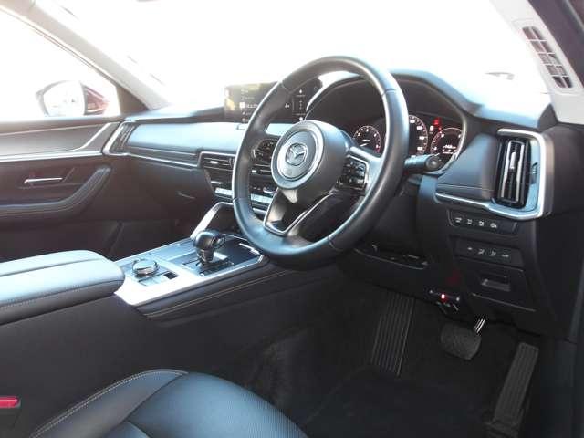 ＣＸ－８０ ３．３　ＸＤ　Ｌパッケージ　ディーゼルターボ　６人乗り　試乗車ＵＰ（3枚目）