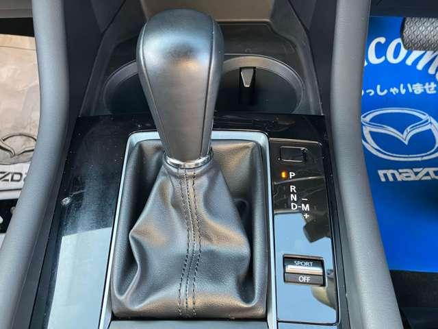 ＭＡＺＤＡ３ファストバック １５Ｓツーリング　１．５　１５Ｓ　ツーリング　ワンオーナー　衝突被害軽減ブレーキ　３６０°ビューモニター　２カメラドライブレコーダー　マツダレーダークルーズ（8枚目）