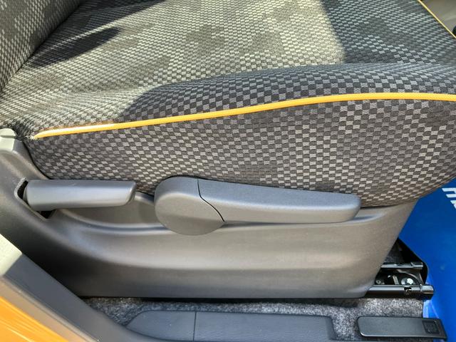 フレアクロスオーバー ＸＴ　６６０　ＸＴ　衝突被害軽減ブレーキ　車線逸脱警報システム　運転席＆助手席シートヒーター　カーナビゲーション　ＥＴＣ（10枚目）