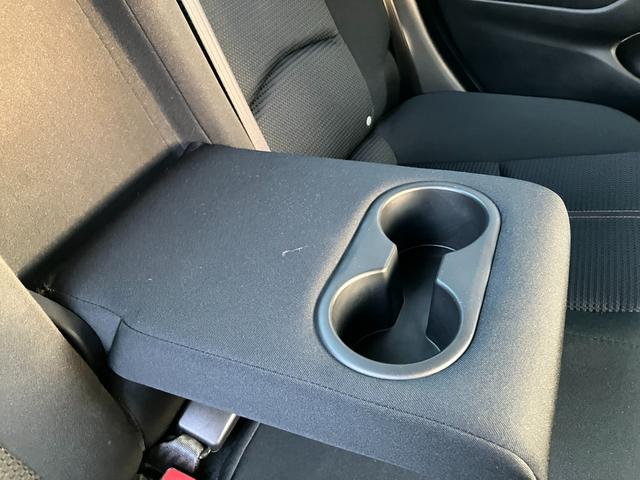 アクセラ １５Ｓ　１．５　１５Ｓ　ワンオーナー　衝突被害軽減ブレーキ　３６０°ビューモニター　フロントドライブレコーダー　オートクルーズ（11枚目）