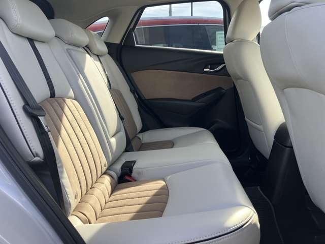 ＣＸ－３ １．５　１５Ｓ　アーバン　ドレッサー　ワンオーナー　衝突被害軽減ブレーキ（12枚目）