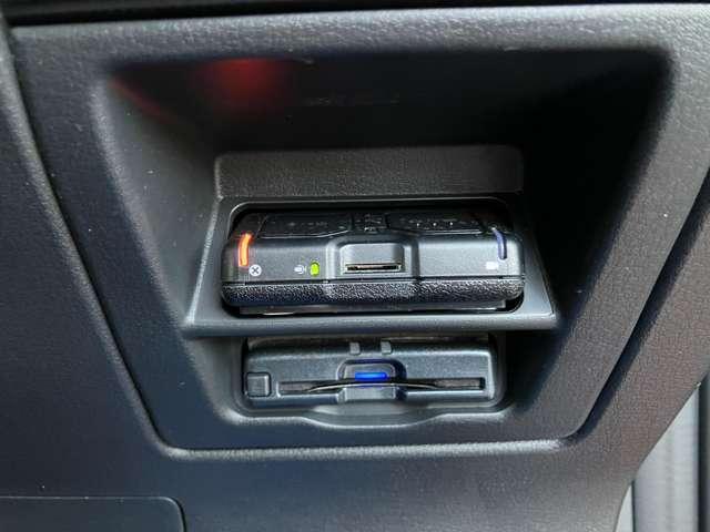 �������H�̗��������A�X���[�Y�ɒʉ߂ł���A�d�s�b�ԍڊ�𑕔����Ă��܂��B