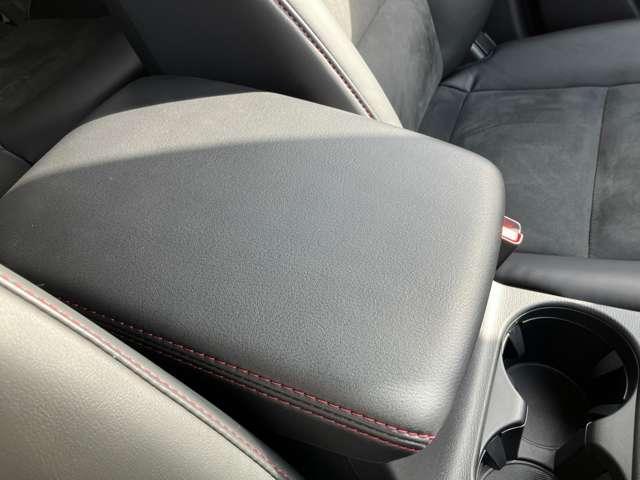 �^�]�ȃA�[�����X�g