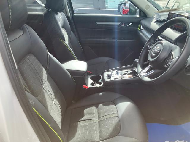 ＣＸ－５ ２．２　ＸＤ　フィールド　ジャーニー　ディーゼルターボ　４Ｗ　ワンオーナー　衝突被害軽減ブレーキ　３６０°ビューモニター　電動パワーシート　電動リアゲート（8枚目）