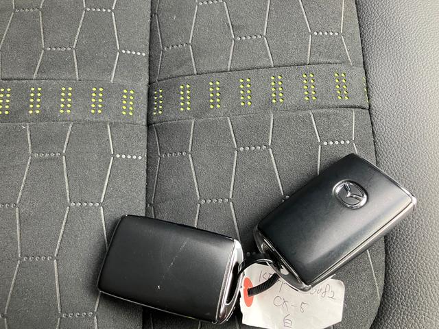 ＣＸ－５ ２．２　ＸＤ　フィールド　ジャーニー　ディーゼルターボ　４Ｗ　ワンオーナー　衝突被害軽減ブレーキ　３６０°ビューモニター　電動パワーシート　電動リアゲート（38枚目）