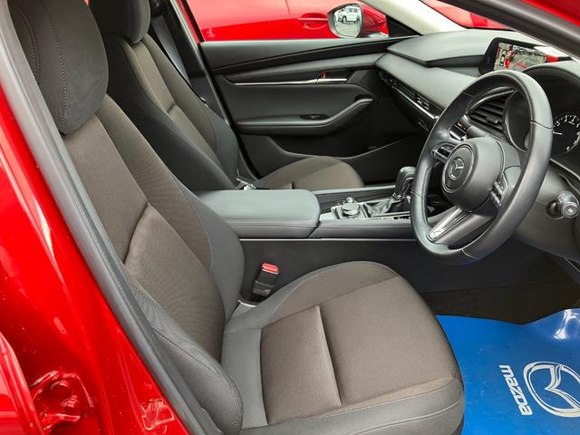 ＭＡＺＤＡ３セダン ２．０　２０Ｓ　プロアクティブ　ツーリング　セレクション　ワンオーナー　２カメラドラレコ（8枚目）