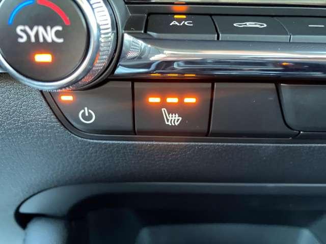 �����~������K�ȑO�ȃV�[�g�q�[�^�[�t���ł��B���E�ʂɂR�i�K�̒������\�ł��B