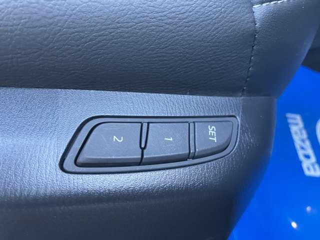 �p���[�V�[�g�ɂ͂Q�̃V�[�g�|�W�V�������L�������郁�����[�@�\�t���B���v�w�ŉ^�]�����ꍇ�ɂ͂��ꂼ��̃V�[�g�|�W�V�����ւ̒������{�^����ŊȒP�ł���