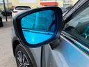 オプションのブルーミラー。親水性で雨の日の視界を確保します。また後続車のヘッドライトの光の反射を和らげてくれますので、眩しさを抑えてくれます。