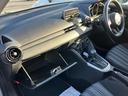 車検証ケースを収納できるグローブBOX