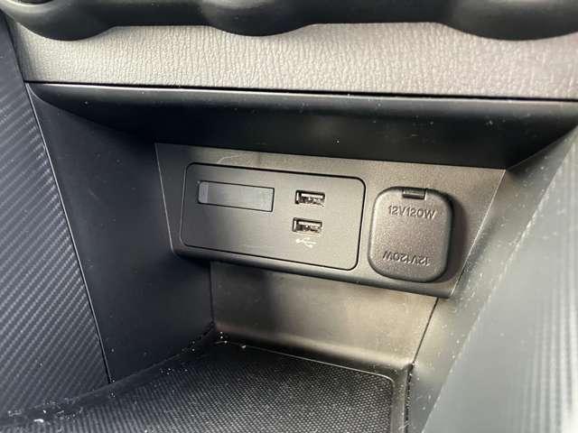 ＭＡＺＤＡ２ １５　ＢＤ　当社社用車アップ（18枚目）